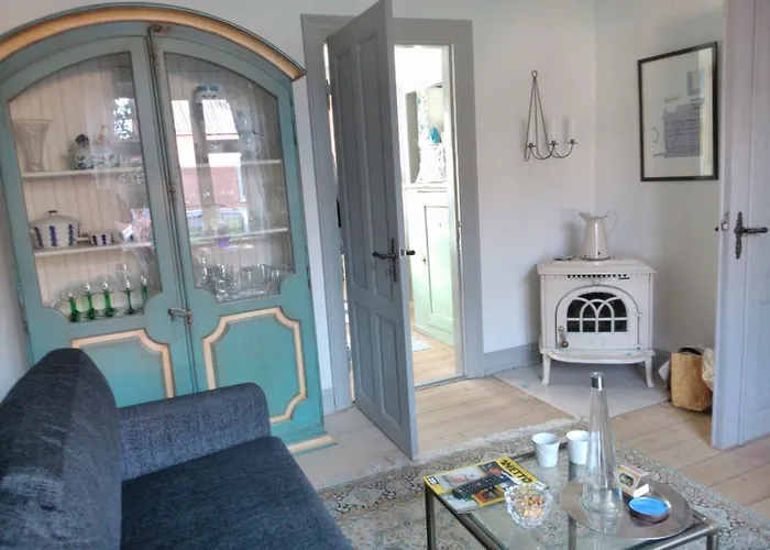 Holiday home Jugendstil-villa Aeroe *